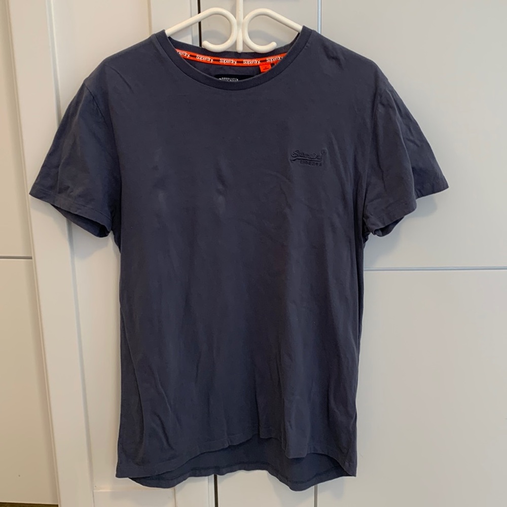 ** Superdry blue tee